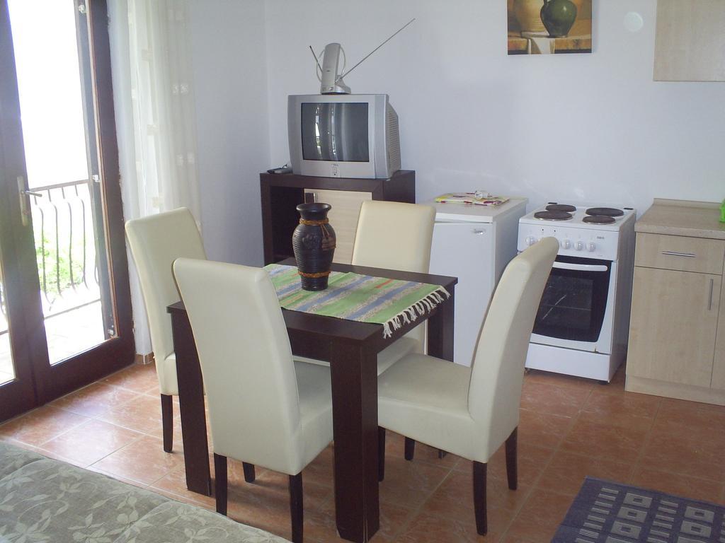 Apartmani Dado Ulcinj Eksteriør bilde